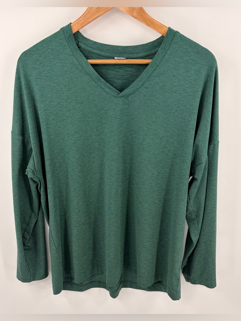 Rip Skirt jasper v-neck drop shoulder long sleeve green top women’s L beach